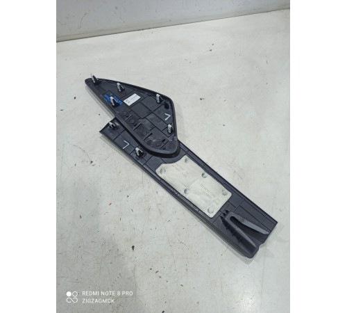 Накладка центральной консоли левая