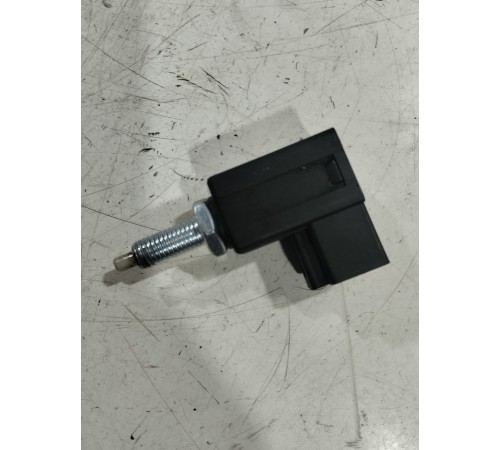 Датчик положения педали тормоза