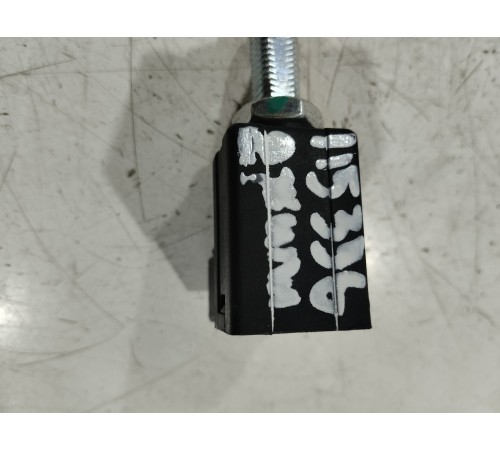 Датчик положения педали тормоза