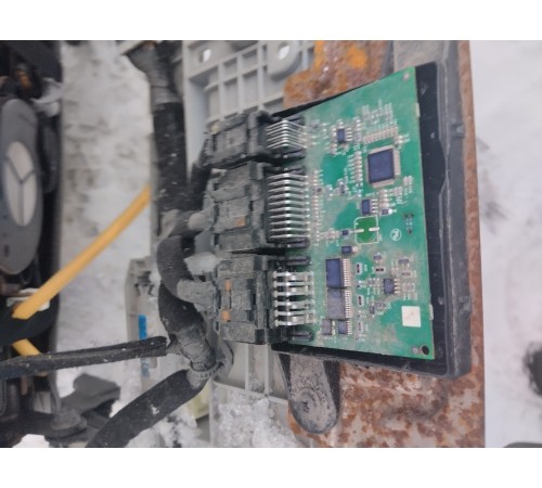 Сиденье(переднее правое)