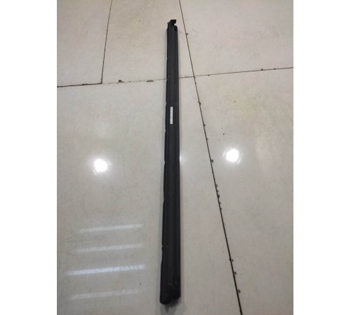 Уплотнитель стекла (задний, левый)