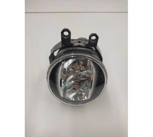 Противотуманная фара передняя правая