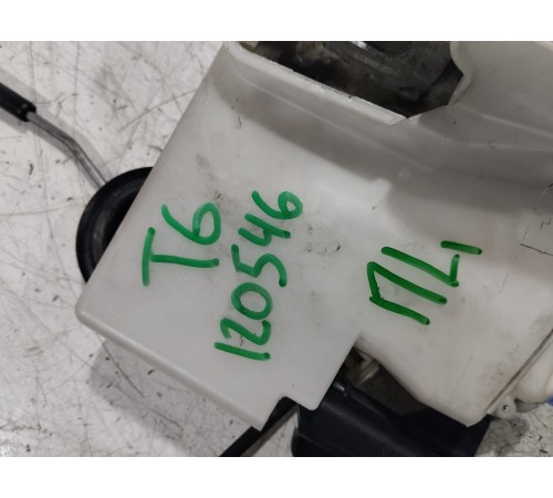 Замок двери передний левый