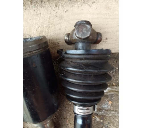 Привод (полуось) передний левый