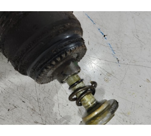 Привод (полуось) передний левый