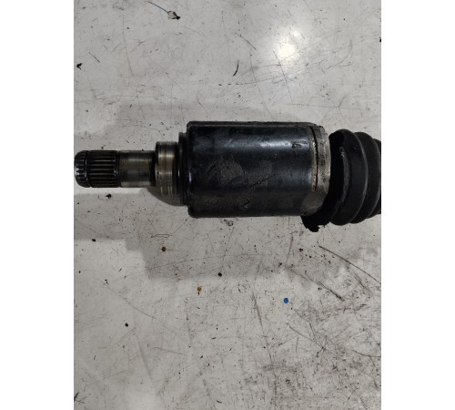 Привод (полуось) передний левый