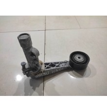 Ролик-натяжитель