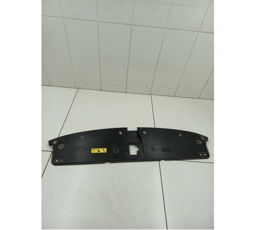 Накладка замка капота