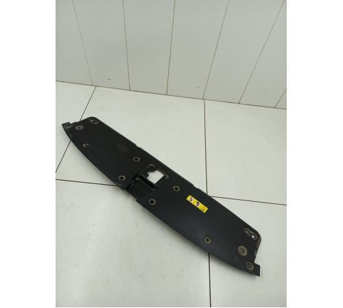 Накладка замка капота