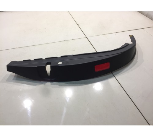 Накладка замка двери багажника