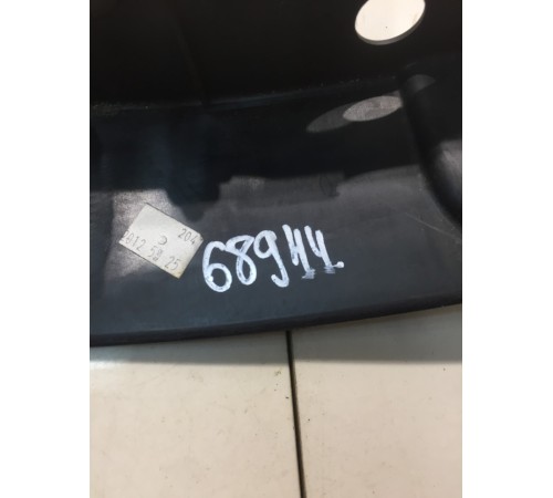 Накладка замка двери багажника