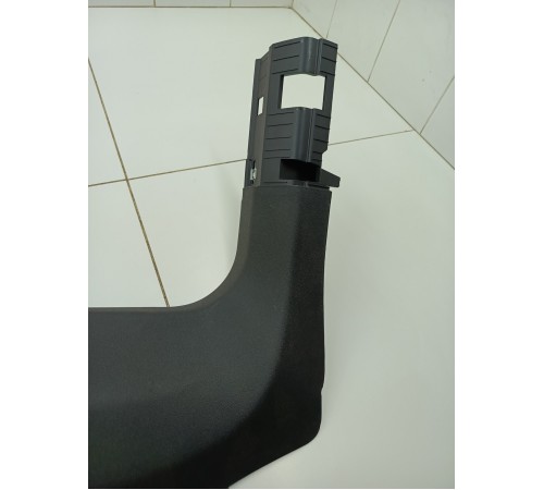 Накладка стойки передняя правая