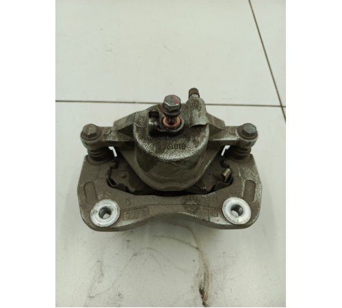 Суппорт передний правый