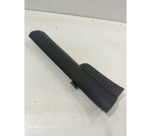 Накладка порога задняя левая внутренняя