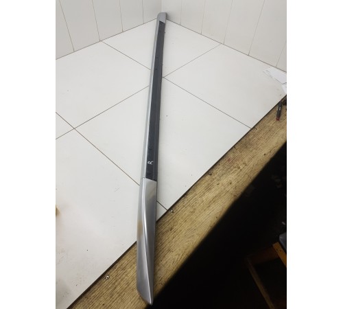 Рейлинг крыши правый