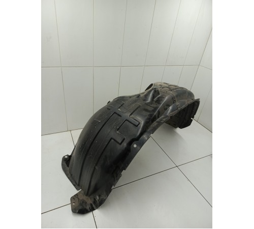 Подкрылок локер передний правый