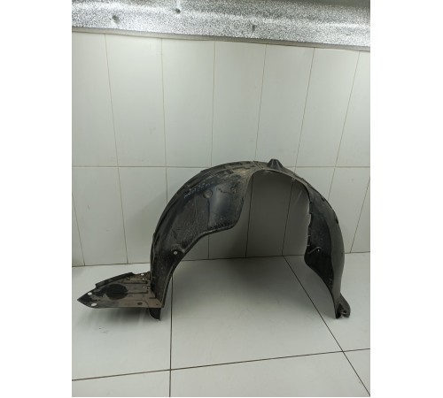 Подкрылок локер передний правый