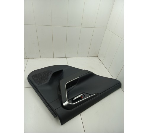 Обшивка задняя левая