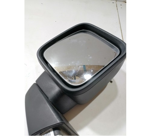 Зеркало левое боковое с камерой