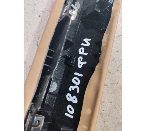 Накладка торпедо декоративная