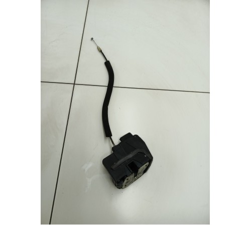 Замок двери передний правый