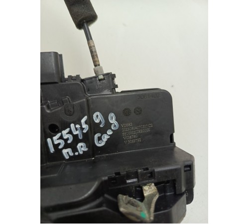 Замок двери передний правый