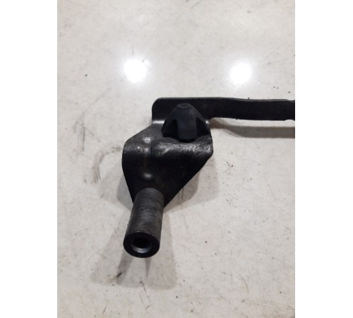 Кронштейн двигателя передний