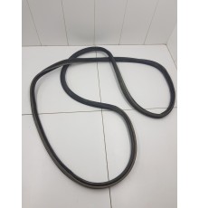 Уплотнитель багажника