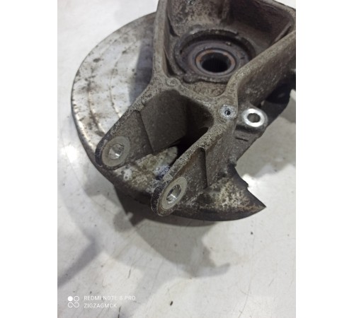 Кулак поворотный(задний левый)