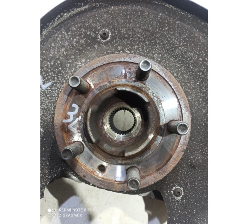 Кулак поворотный(задний левый)