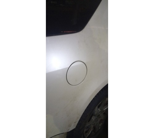 Лючок бензобака