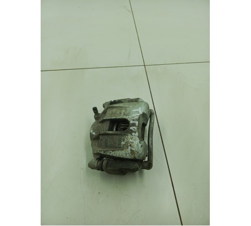 Суппорт передний левый