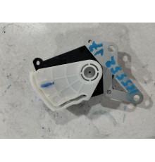 Сервопривод заслонки печки