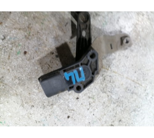 Датчик уровня высоты передний левый