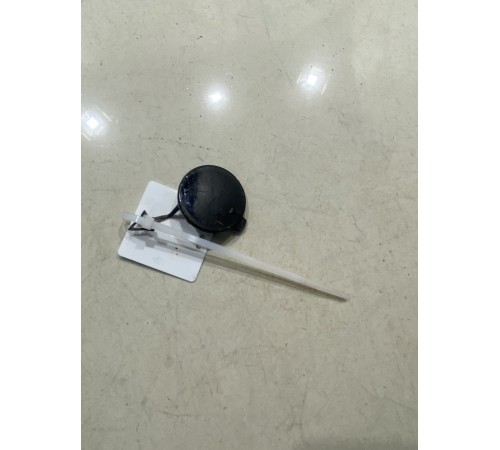 Заглушка переднего бампера