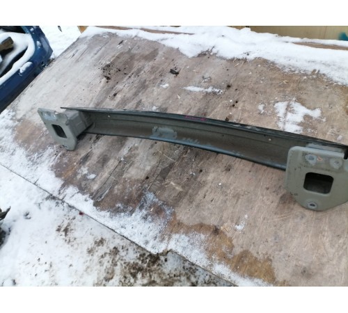 Усилитель заднего бампера