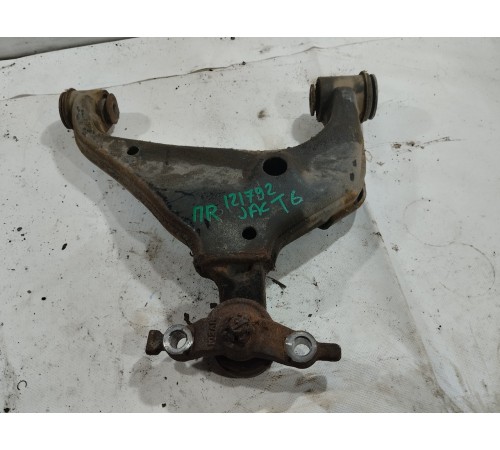 Рычаг подвески передний правый