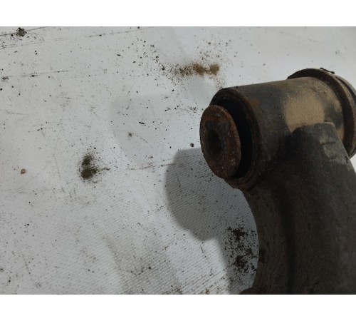 Рычаг подвески передний правый