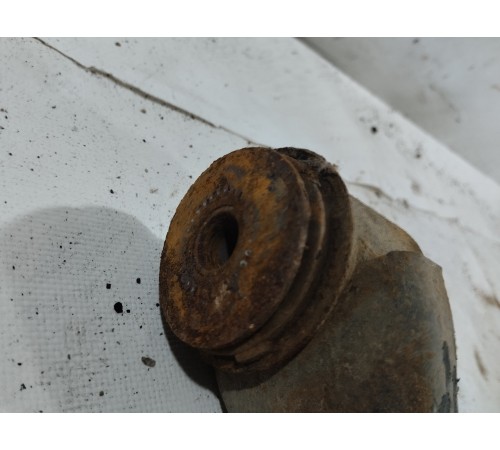 Рычаг подвески передний правый