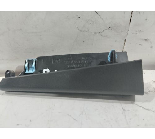 Накладка торпедо правая