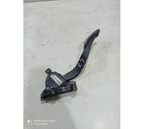 Педаль газа