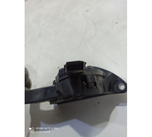 Педаль газа