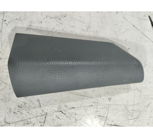 Накладка торпедо правая