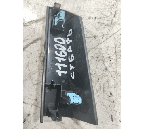 Накладка торпедо правая