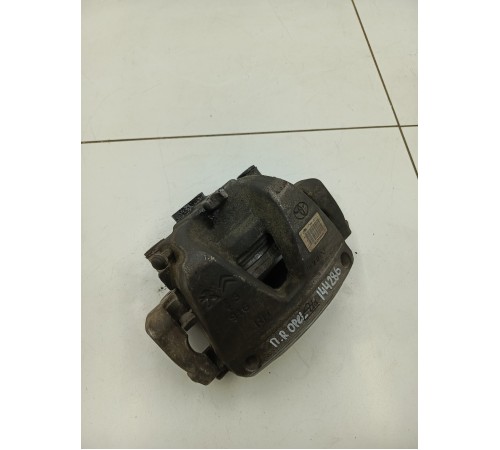 Суппорт передний правый