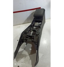 Центральная консоль с подлокотником Центральная консоль с подлокотником