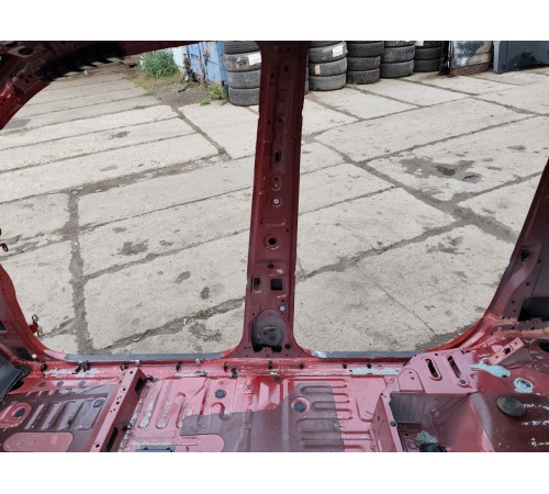 Порог с центральной стойкой (правый)