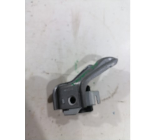 Ручка открывания капота