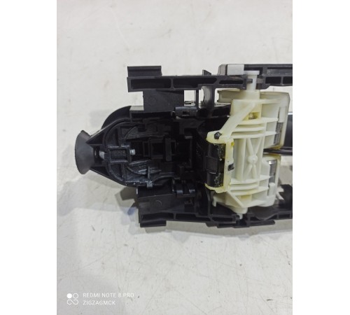 Ручка двери (задняя правая внешняя)