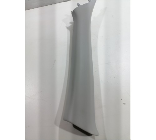 Обшивка стойки передняя правая